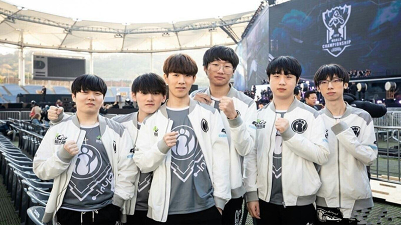 Aurora和 Legacy 晋级PGL Masters Bucharest 2025决赛