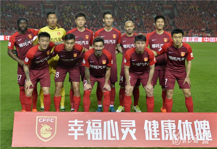 怀特30+7+9麦科勒姆22分 凯尔特人45分狂胜奇才